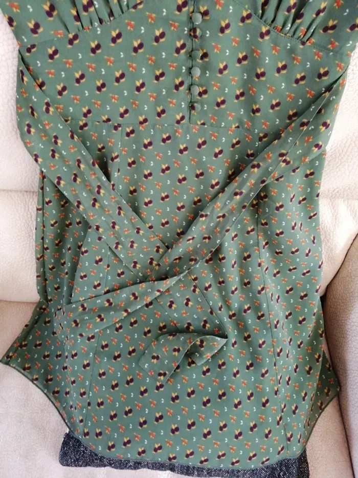Robe taille 36 - photo numéro 4