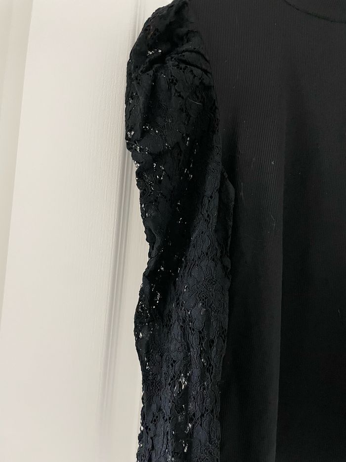 Haut noir manches longues dentelle - photo numéro 2