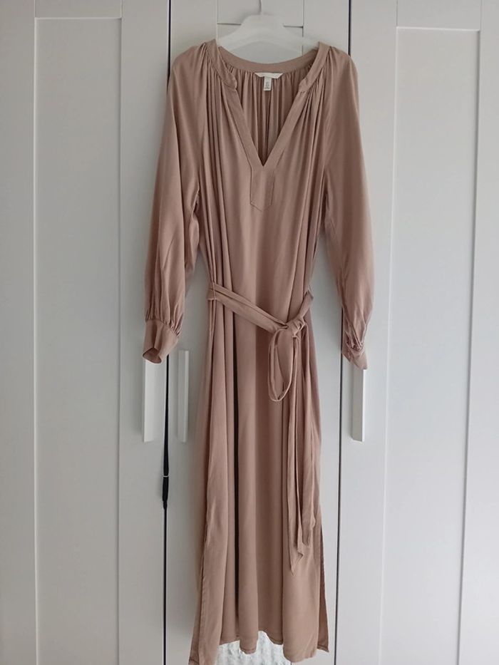 Robe longue beige t.L H&M 🤎🌼 - photo numéro 2
