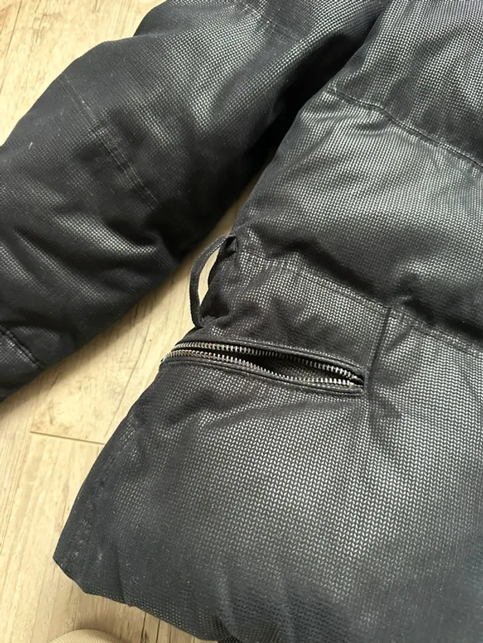 Doudoune noir Zara cintrée M - photo numéro 4