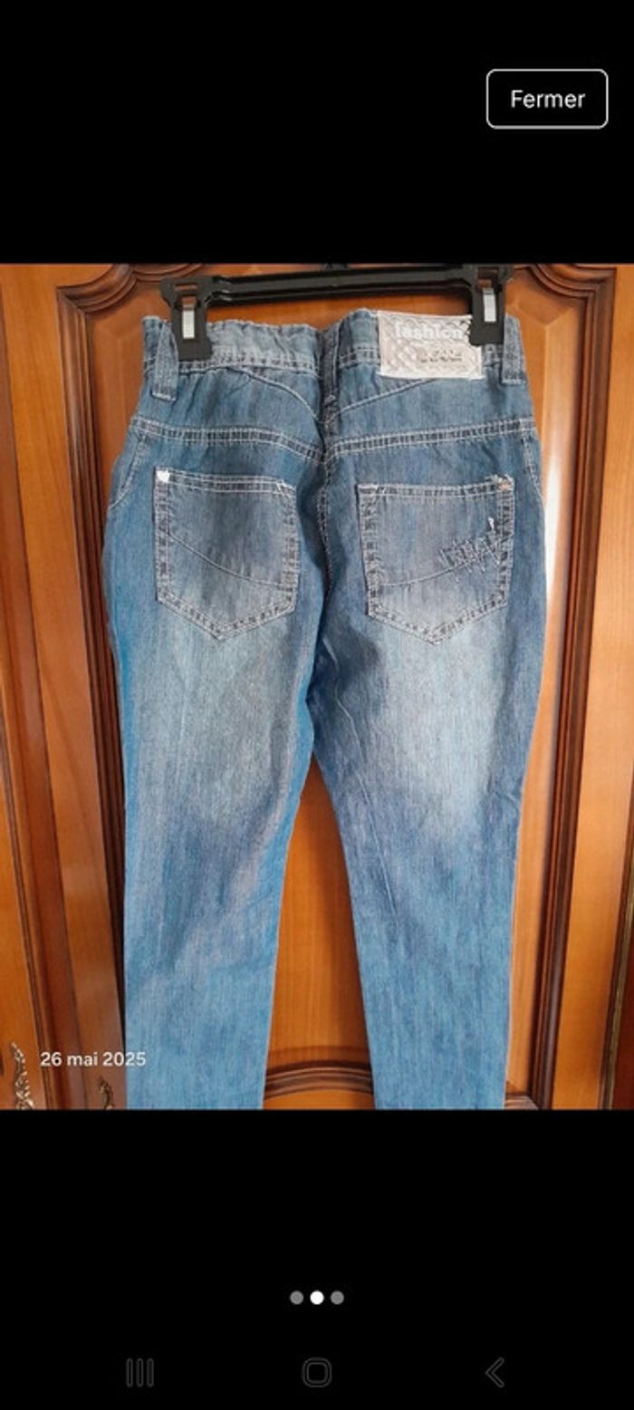 Jeans neuf - photo numéro 2