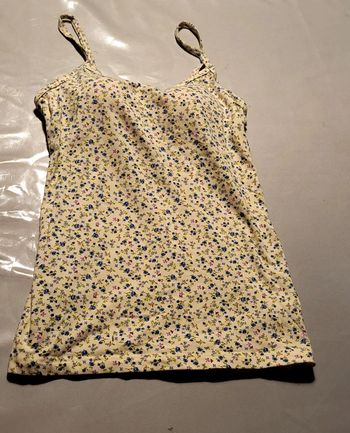 Deux Bustier a armatures