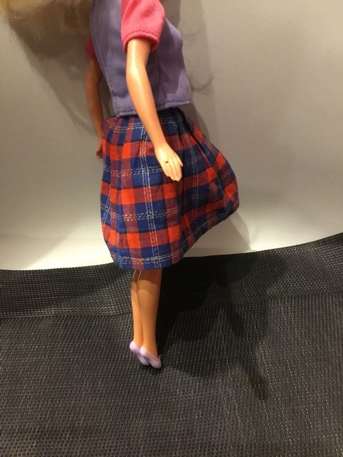 Poupée Barbie vintage avec vêtements accessoires Mattel - photo numéro 4