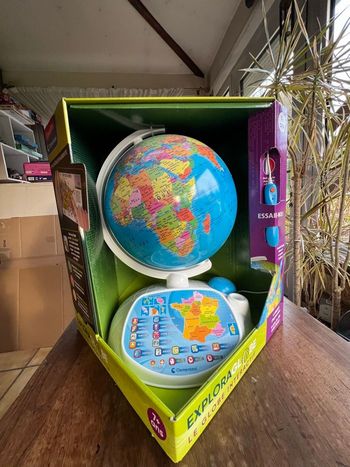 Globe de interactif Exploraglobe - Clementoni