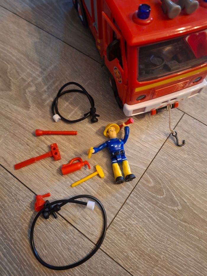 Sam le pompier camion - photo numéro 3