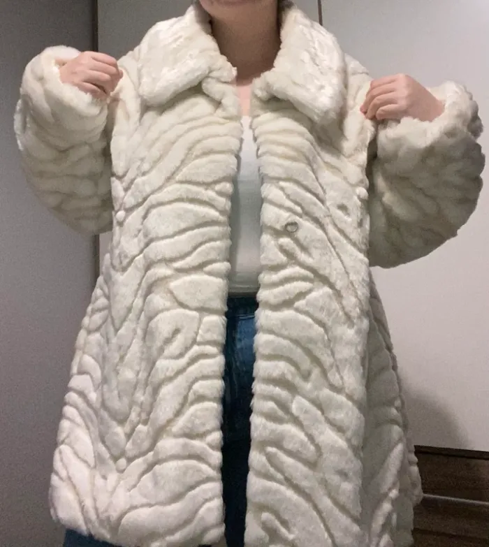 Manteau fausse fourrure beige/crème