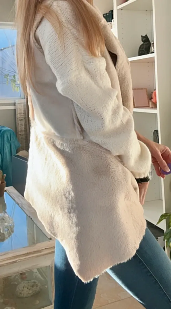 Veste sans manche toute douce ! Taille unique - photo numéro 3