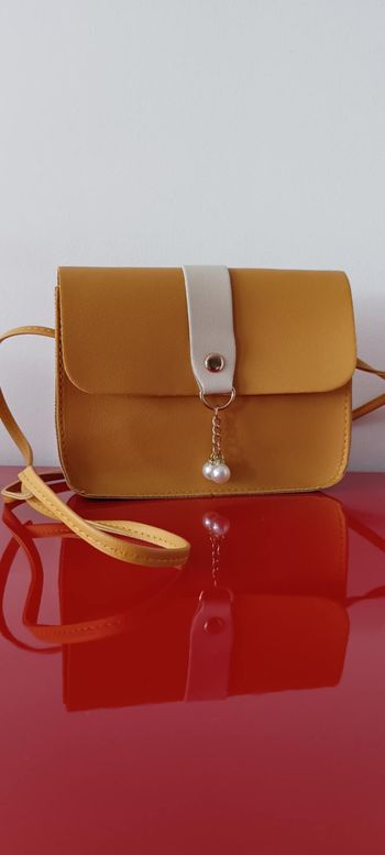 Mini sac à bandoulière jaune moutarde