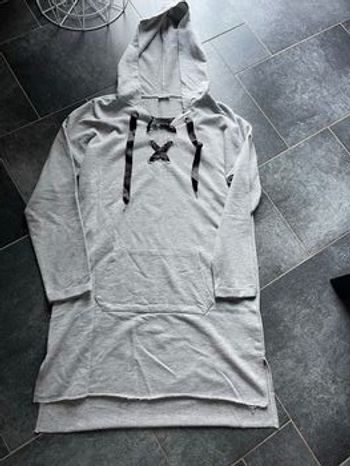Robe à capuche 