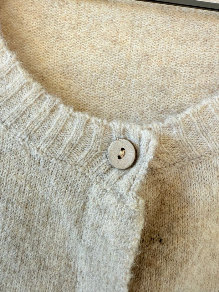 Gilet pull cardigan manches courtes  Matière très douce - photo numéro 6