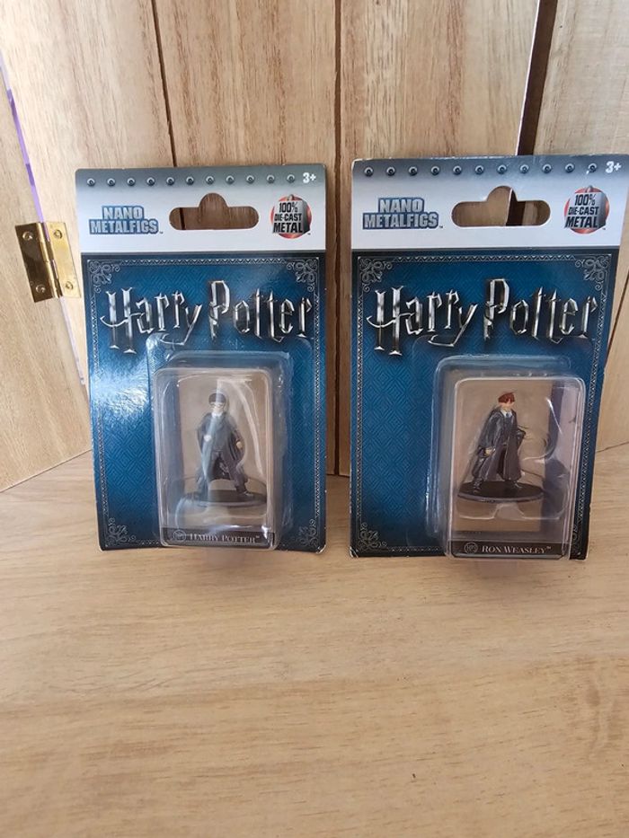 Figurine harry potter et Ron en métal neuves