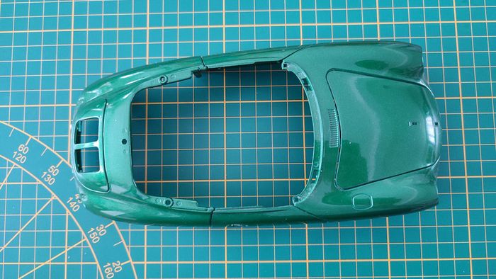 Carcasse carrosserie pièce miniature Bburago Burago Porsche 356B 1961 1/18 1/18e 1/18ème #B99 - photo numéro 3