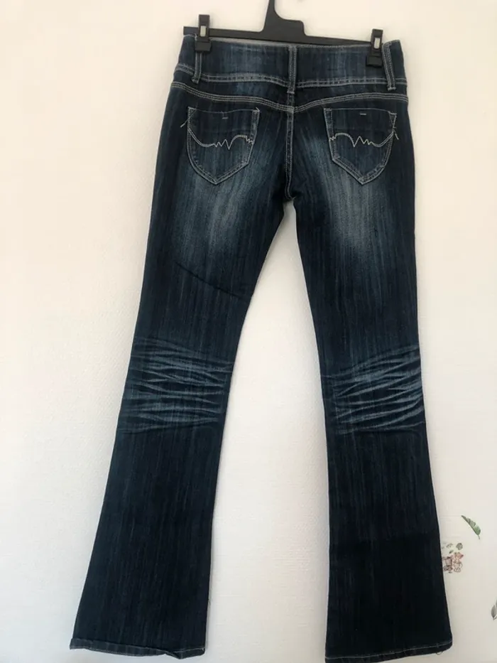 Jean 38 - photo numéro 3