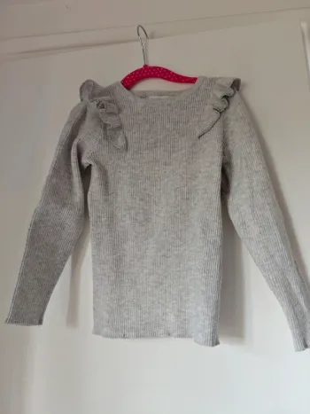 Pull Primark 6-7 ans