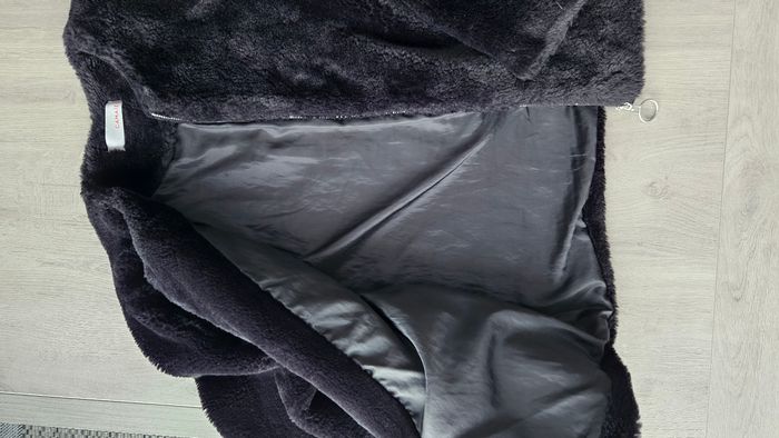 Veste fausse fourrure - photo numéro 3