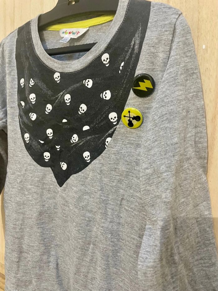 T-shirt manches longues style rock 4 ans - photo numéro 2