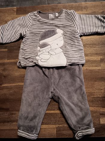 Pyjama chaud Taille 6 mois
