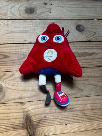Peluche jeu olympique 2024