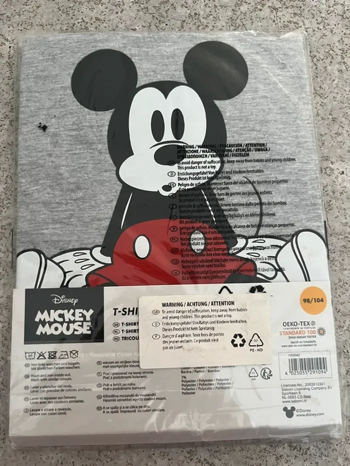 T-shirt Mickey neuf - photo numéro 2