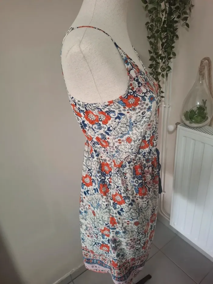 Robe fleurie Atmosphere taille 38 - photo numéro 3