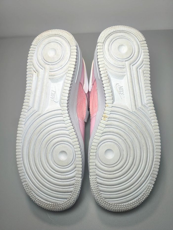 Baskets Nike air force one lx foam rose pointure 38.5 neuves sans boîte - photo numéro 9