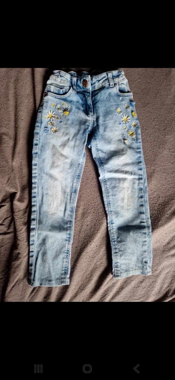 Lot 5 jeans fille 3 à 5 ans - photo numéro 5