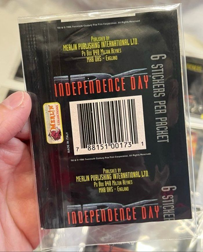 10 pochettes de stickers Indépendance Day 1996 🛸 👽 neuve - photo numéro 4