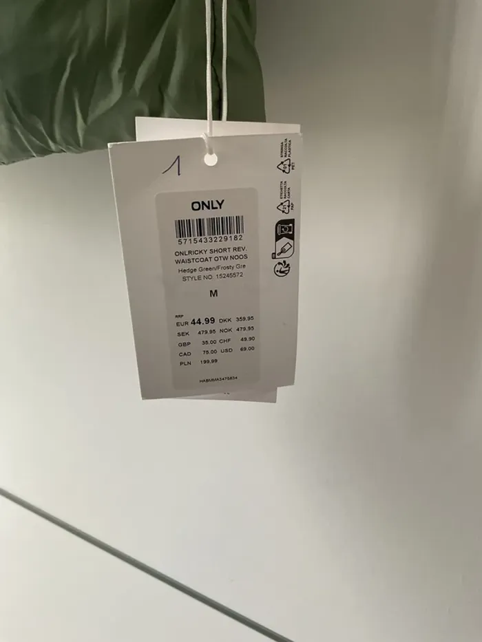 Veste sans manche réversible - photo numéro 4