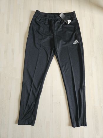 Jogging homme adidas noir taille M parfait état jamais porté
