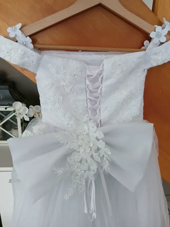 Magnifique Robe de demoiselle d'honneur en dentelle et tulle pailletée Taille 6 ans🌿💝 - photo numéro 8