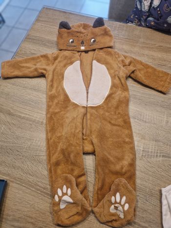 Combinaison taille 12 mois