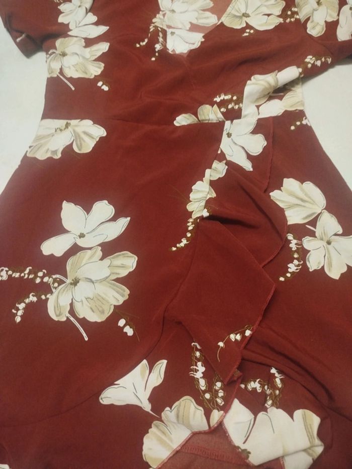 Robe d'été bordeaux fleurie à volants | Shein | M - photo numéro 2
