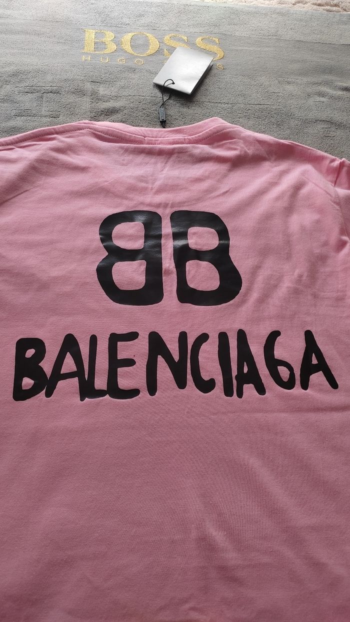 T-shirt Balenciaga - photo numéro 4