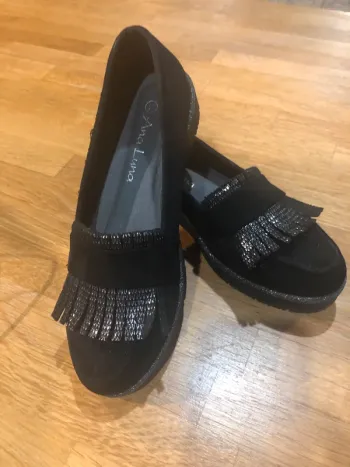 Superbes mocassins nubuck noir T37