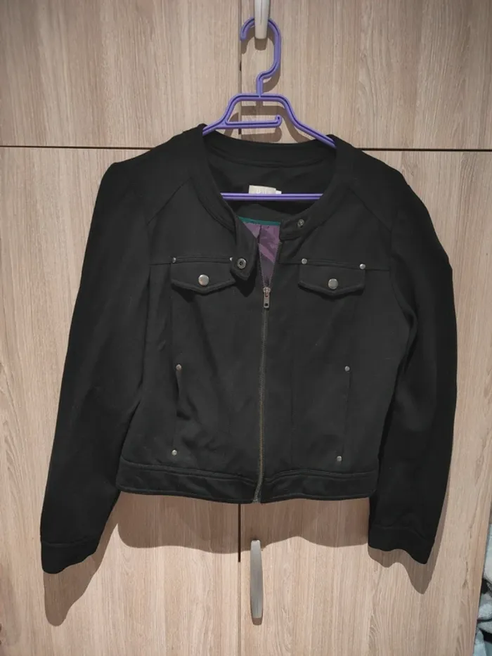 Veste courte noire Jacqueline Riu