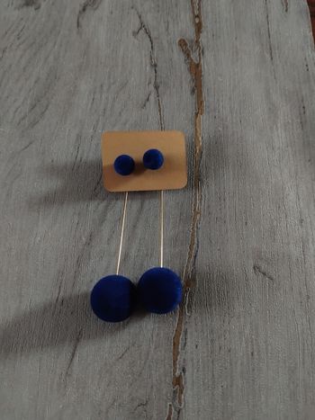 Boucles d'oreilles neuves