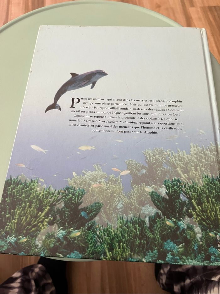Livre un roi dans l’océan, le dauphin - photo numéro 3