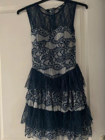 Robe avec volants