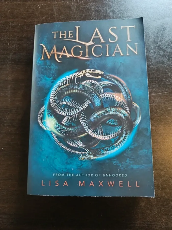 Livre THE LAST MAGICIAN - Lisa Maxwell