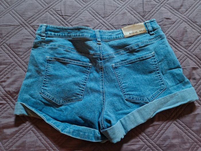 Mini short en jean neuf XL - photo numéro 2