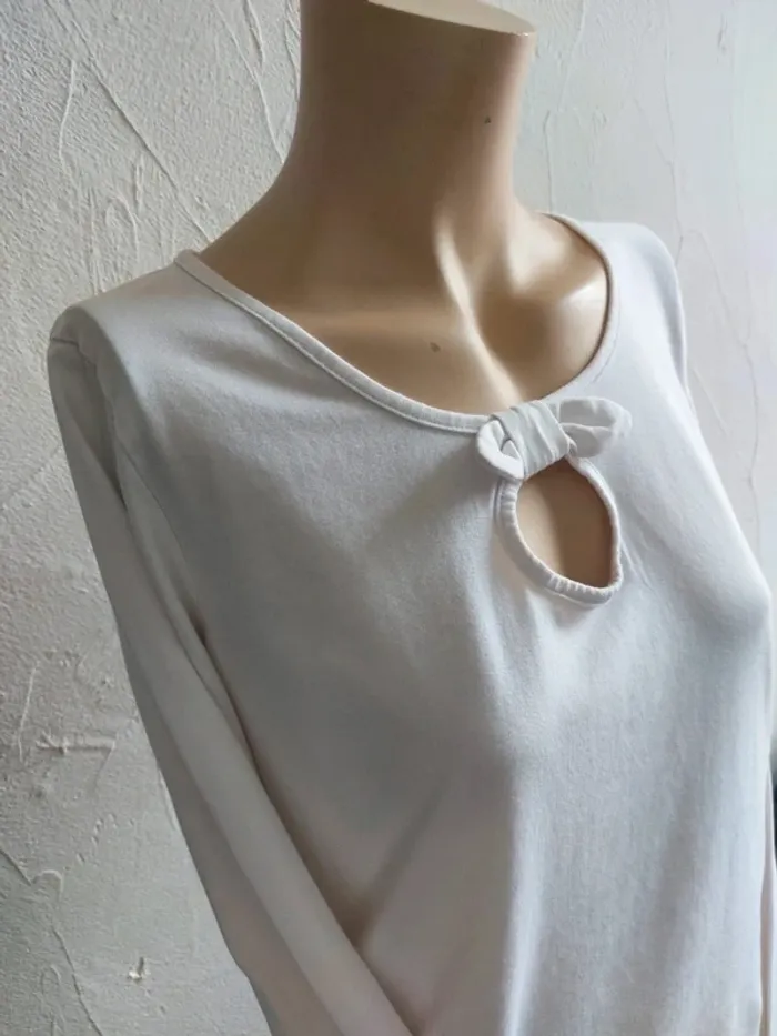 T-shirt Blanc à Manches Longues avec Nœud Taille L - photo numéro 5