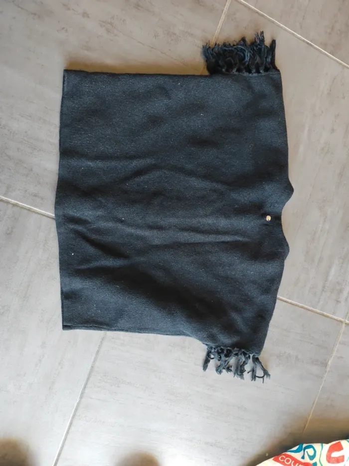 Gilet poncho ikks étoile - photo numéro 3