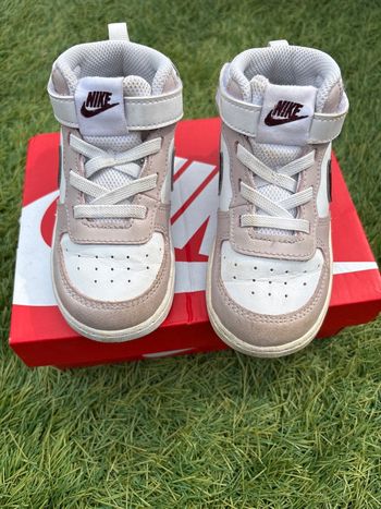 Baskets à scratch Nike