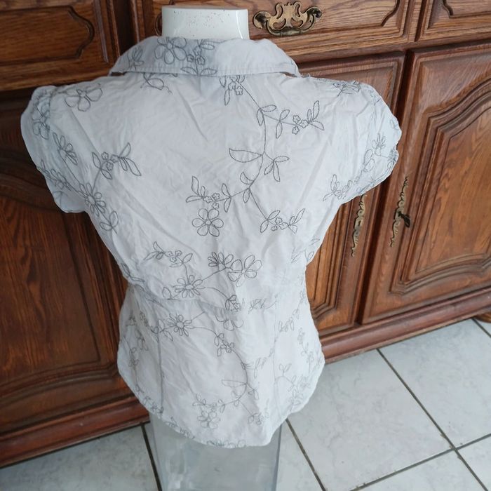 Chemise camaïeu taille 42 - photo numéro 3