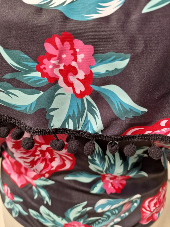 Maillot de Bain Tankini Une Piece Col Bateau Pompons Fleurs Taille 2XL 48 - photo numéro 10