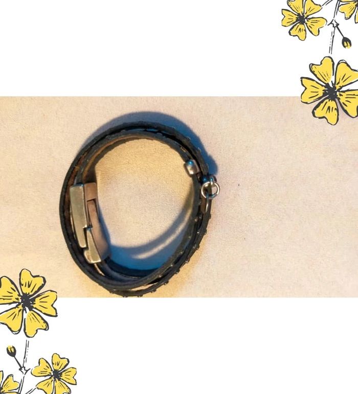 Bracelet multi-tours en cuir clouté – Collection Terres d’Ailleurs - photo numéro 5