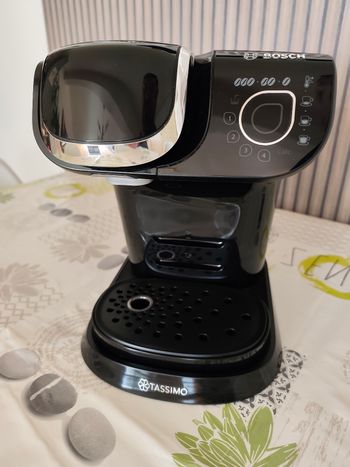 Tassimo M'y way avec distributeur de capsules