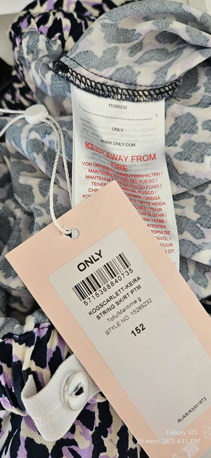 Ensemble jupe et t-shirt manches longues - photo numéro 10