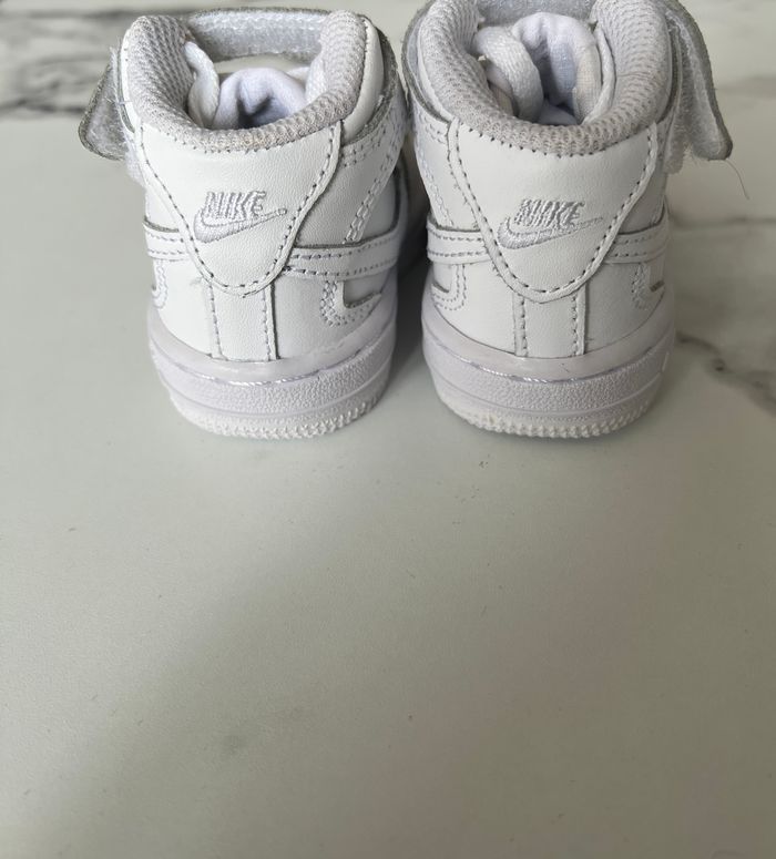 Chaussure Nike - photo numéro 3