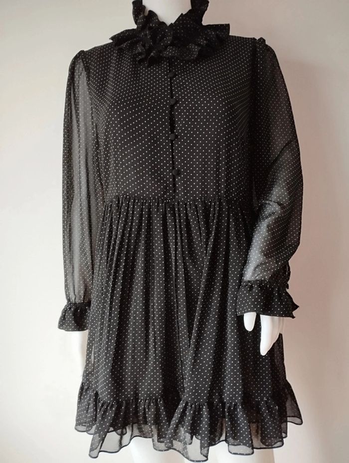 Robe courte chic et vaporeuse taille 38 Zara